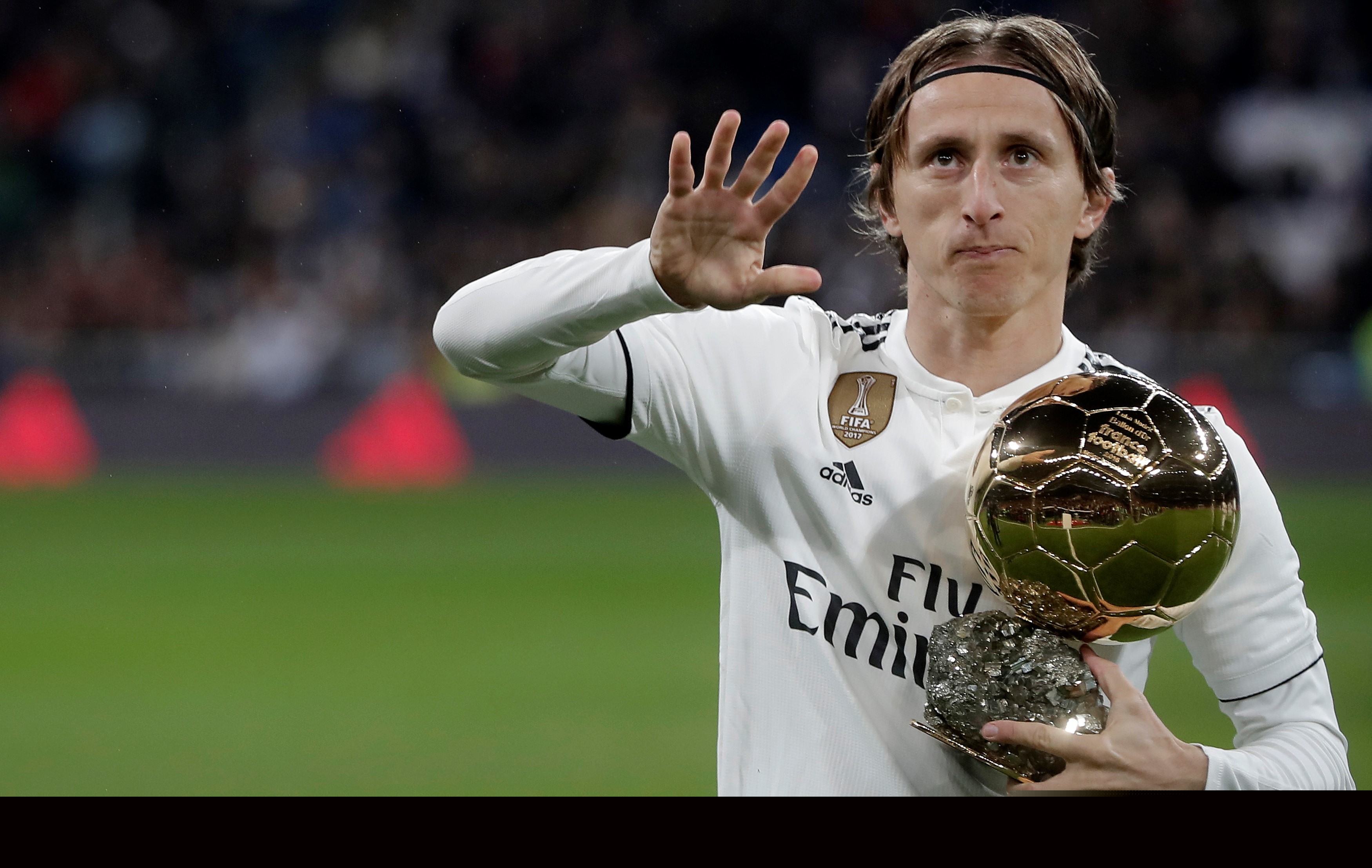 曼城的痛！阿尔瓦雷斯轰世界波：攻破皇马球门创造历史，41场22球